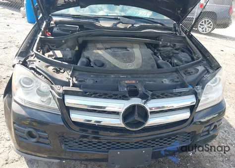 2009 Mercedes-Benz Gl 450 4Matic z USA, uszkodzony, nr VIN 4JGBF71E79A446529